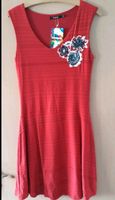 Desigual Kleid  Sommer rot neu Etikett Damen 36 s Sachsen-Anhalt - Gardelegen   Vorschau