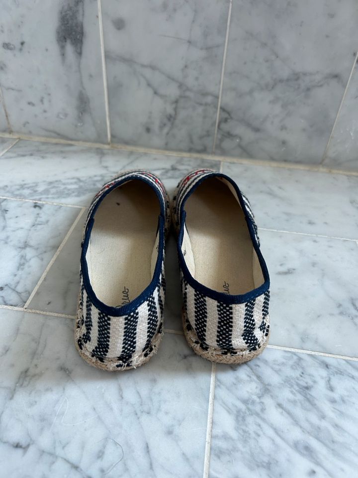 Espadrilles blau weiß gestreift Summer in München