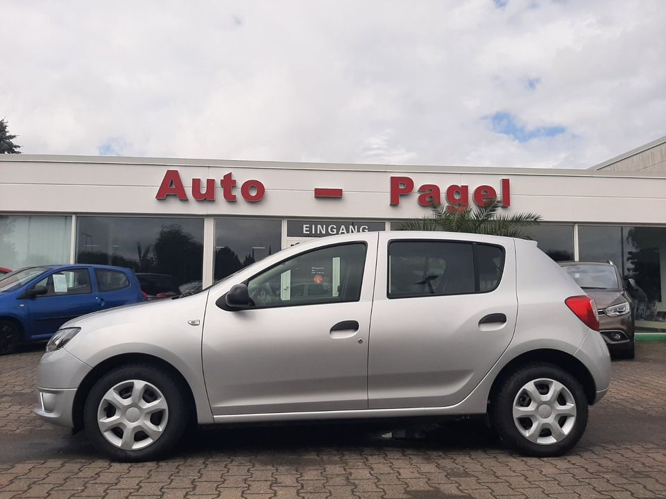 Dacia Sandero 1. Hand Klima Sound 39.450 Km TÜV & Service neu in Malchow