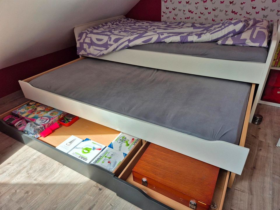 Bett ausziehbar mit Gästebettfunktion in Alsenz
