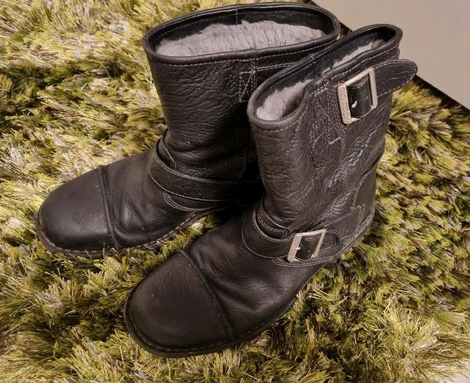 Hochwertige Herren Ugg Leder Winter Boots in Bochum