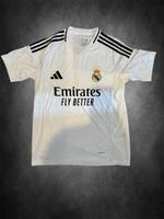 Vintage Real Madrid Trikot weiß M neu ungetragen Adidas Nordrhein-Westfalen - Neuenrade Vorschau