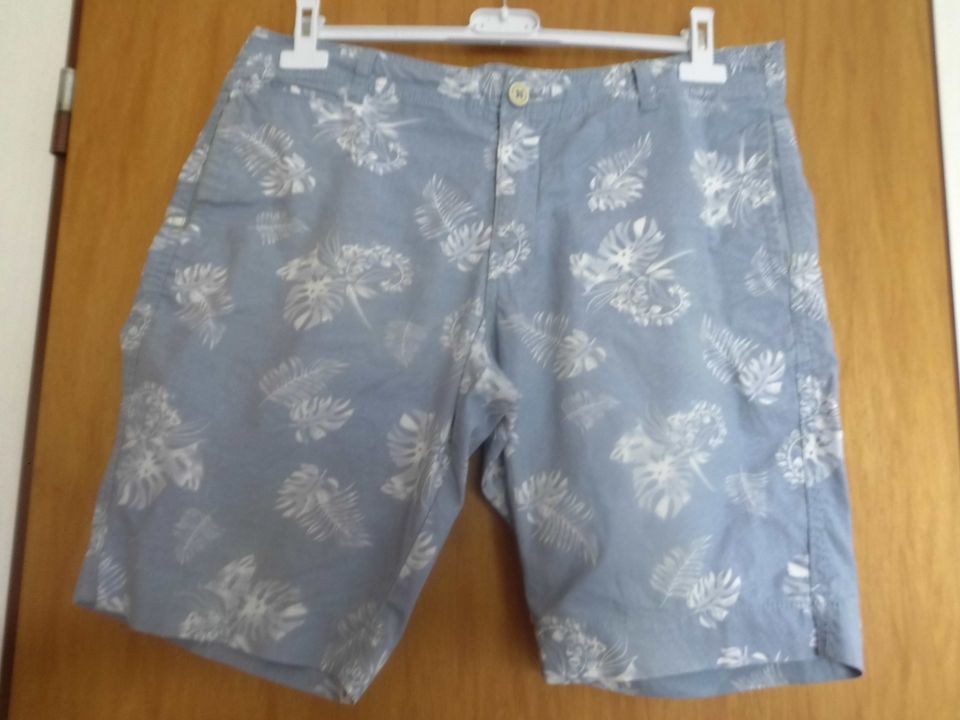 Hellblaue Shorts für Herren von Camargue aus Baumwolle in Gr. 48 in Schwülper