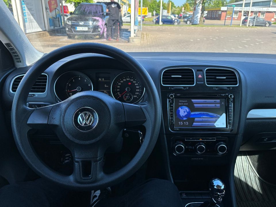 Volkswagen VW Golf 6 in Wilhelmshaven