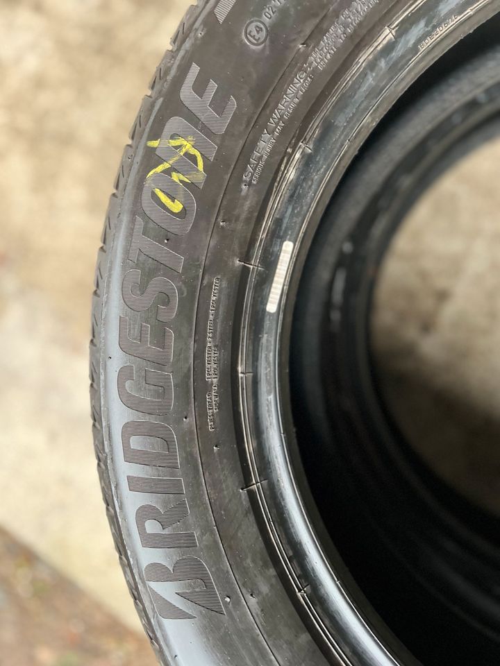 2 Sommerreifen/Reifen Bridgestone Alenza 001 225/60 R18 104W * in Hallstadt