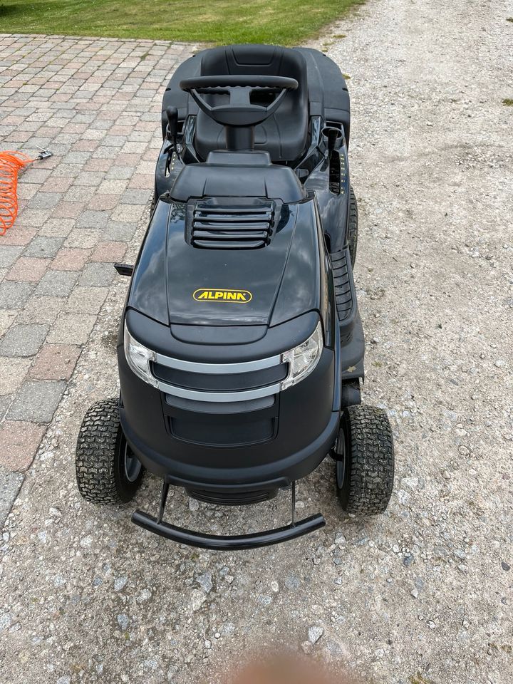 Rasenmäher traktor  Stiga in Waldkirchen