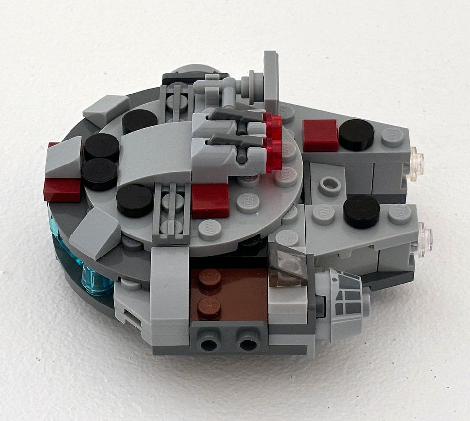 Lego 75193 Star Wars Millienium Falcon Microfighter+Extrateile in München