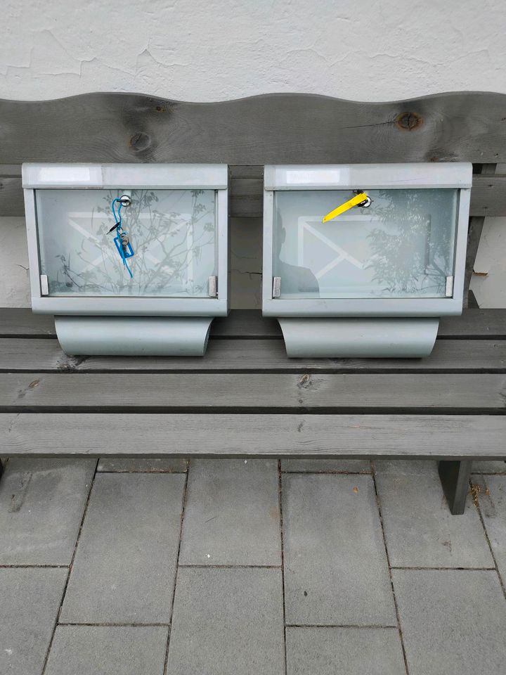 2x Glas Briefkasten mit Zeitungsrolle, 3 Schlüssel in Wernberg-Köblitz