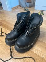 Dr. Martens Plateau Boots – Gr. 38 – Kaum getragen! Leipzig - Anger-Crottendorf Vorschau