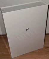 >>> Neu BTS Be Deluxe Edition CD Poster Boxset Obervieland - Arsten Vorschau