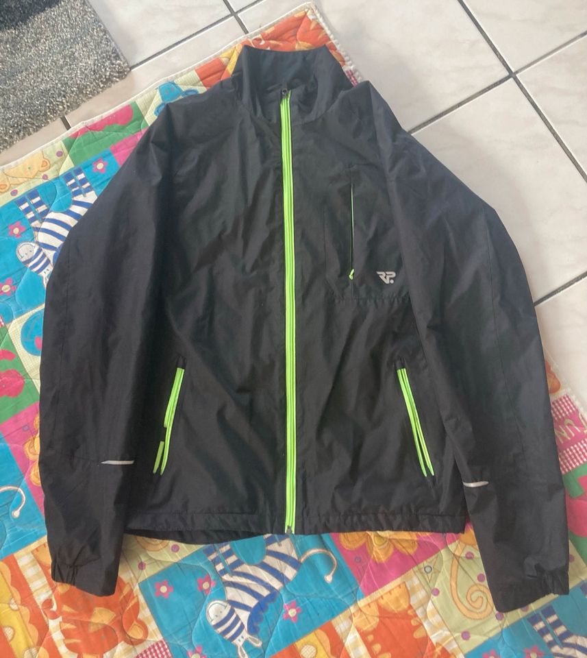 RP Runners Point Jacke Wind Outdoor Laufen Joggen Wandern Gr S in Nürnberg (Mittelfr)