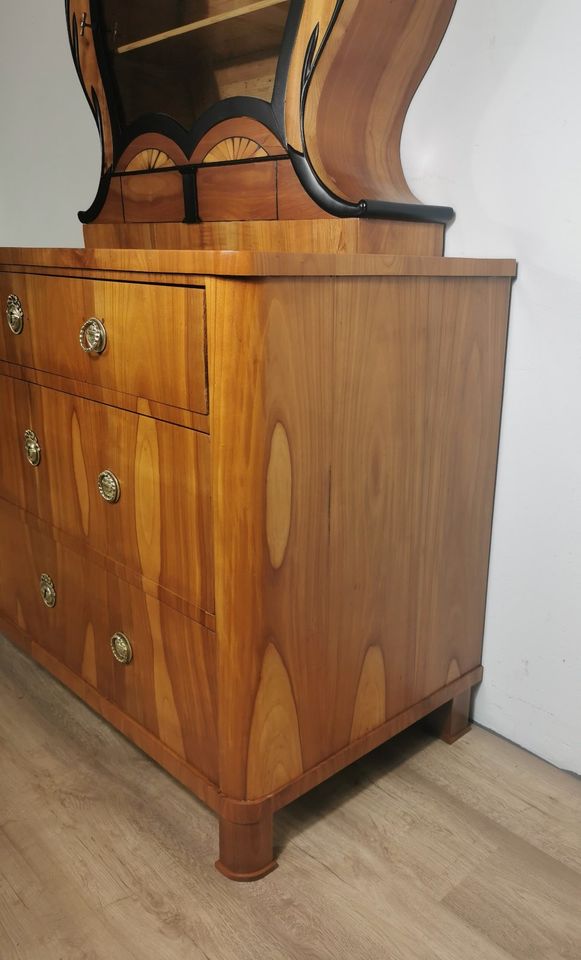 Biedermeier Aufsatz Kommode / Lyra Kommode Kirschbaum Antik in Ehringshausen