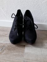 Hochfront Pumps/Stiefeletten v. Graceland Gr. 39 Bayern - Kolbermoor Vorschau