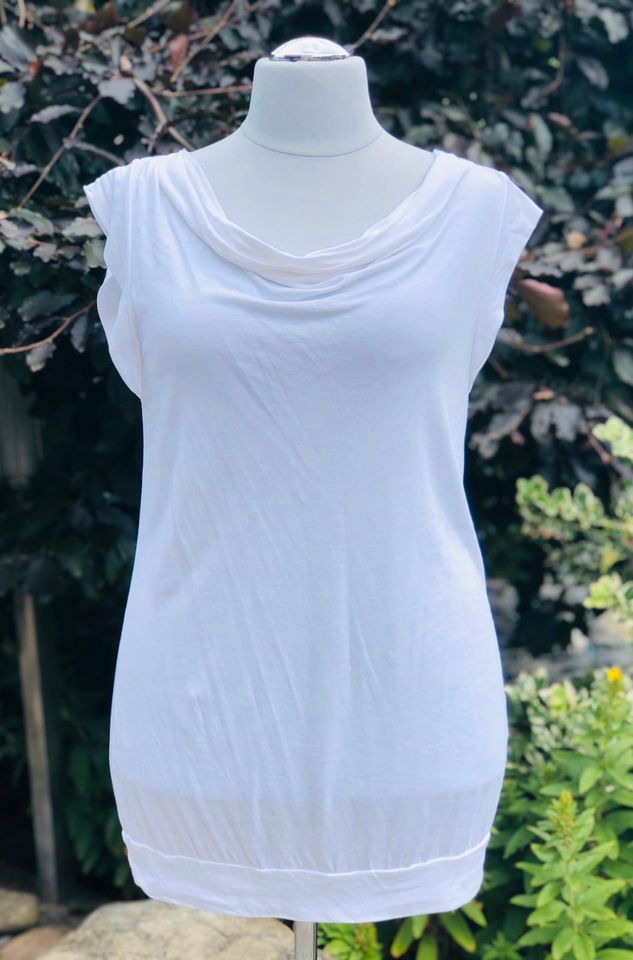 Shirt, Top, sommerlich, mit Wasserfallausschnitt, Esprit,  Gr. XL in Worbis