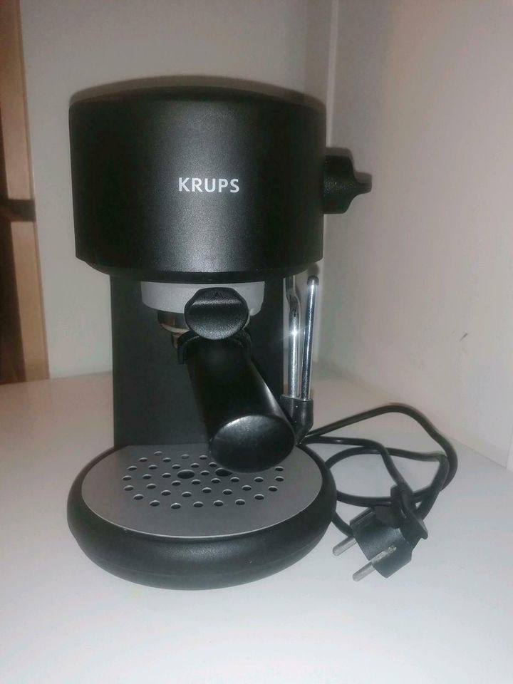 KRUPS Espressomachine Siebträgermaschine Einhand Kaffeeautomat in Hamburg