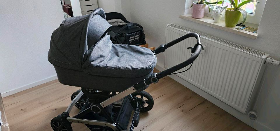 Hartan Kinderwagen Xperia GTS in Unterwellenborn