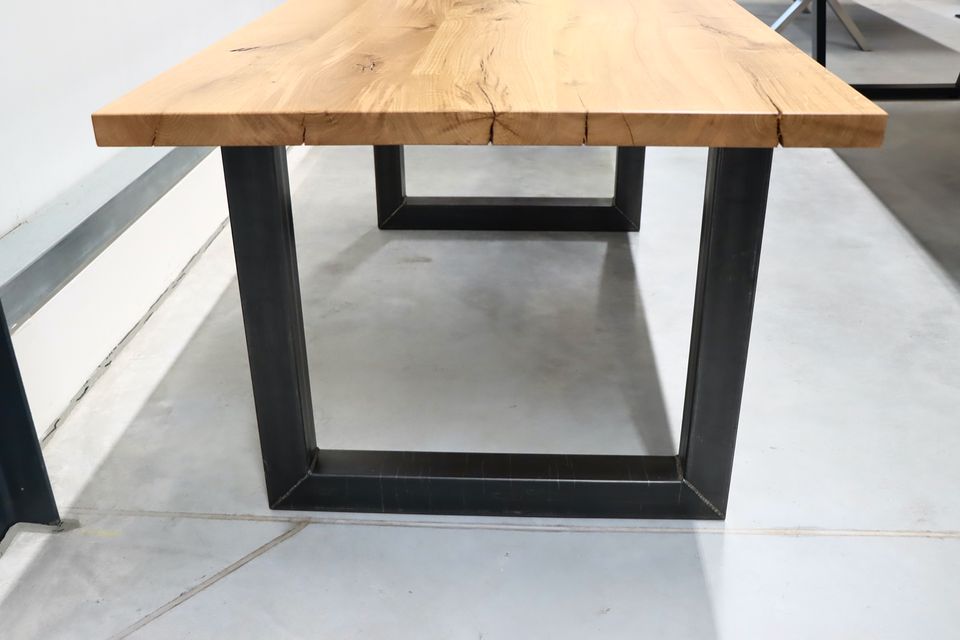 Tisch aus Eiche Massivholztisch Esstisch Konferenztisch 200x90cm in Monheim am Rhein