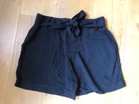 C&A Shorts 36 S 38 M schwarz High Waist Paperbag Burglesum - Lesum Vorschau