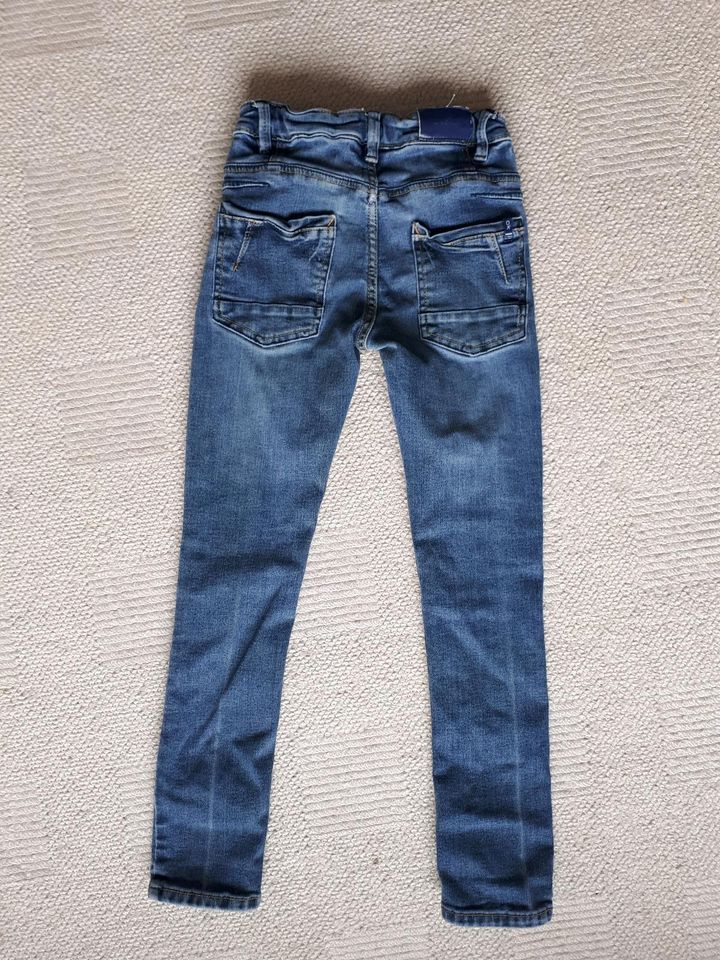 Okaidi Größe 128: Skinny Jeans in Nürnberg (Mittelfr)