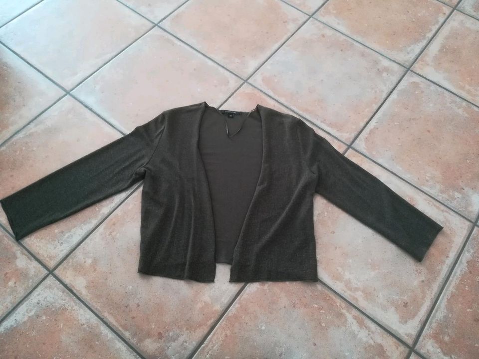 Comma Bolero/kurze Strickjacke Gr 36 in Neunkirchen-Seelscheid