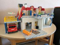 Playmobil Haus mit Auto, Möbeln und Anleitungen Bayern - Adelsdorf Vorschau