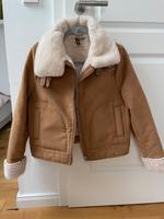 H&M Velour Kunstfell Bikerjacke Gr. 36 Hochwertig Marburg - Michelbach Vorschau