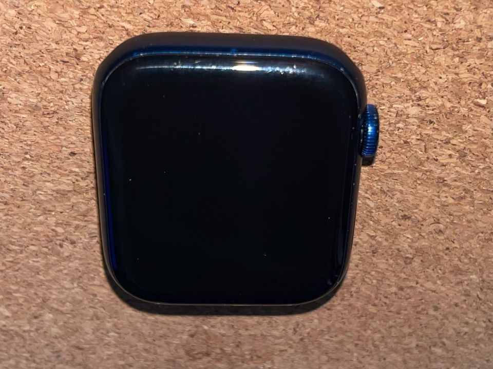 Apple Watch 6 44 cellular blau in Dresden