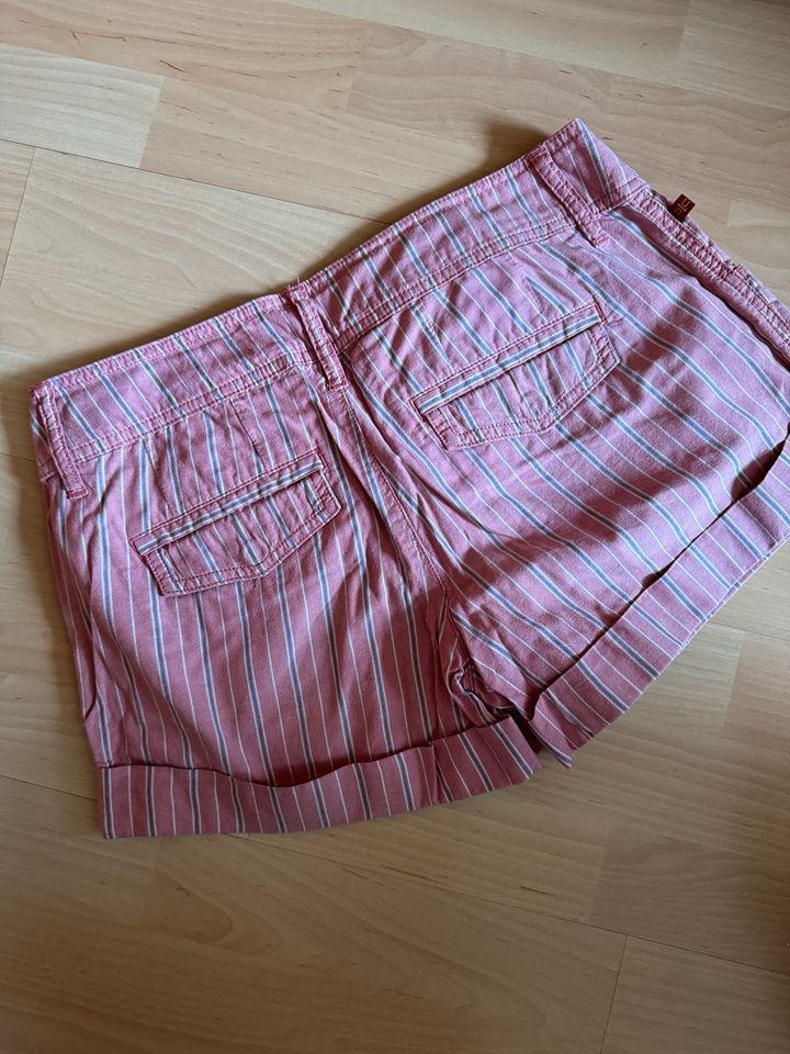 Shorts kurze Hose Hotpants Damen Streifen Summer in Köln