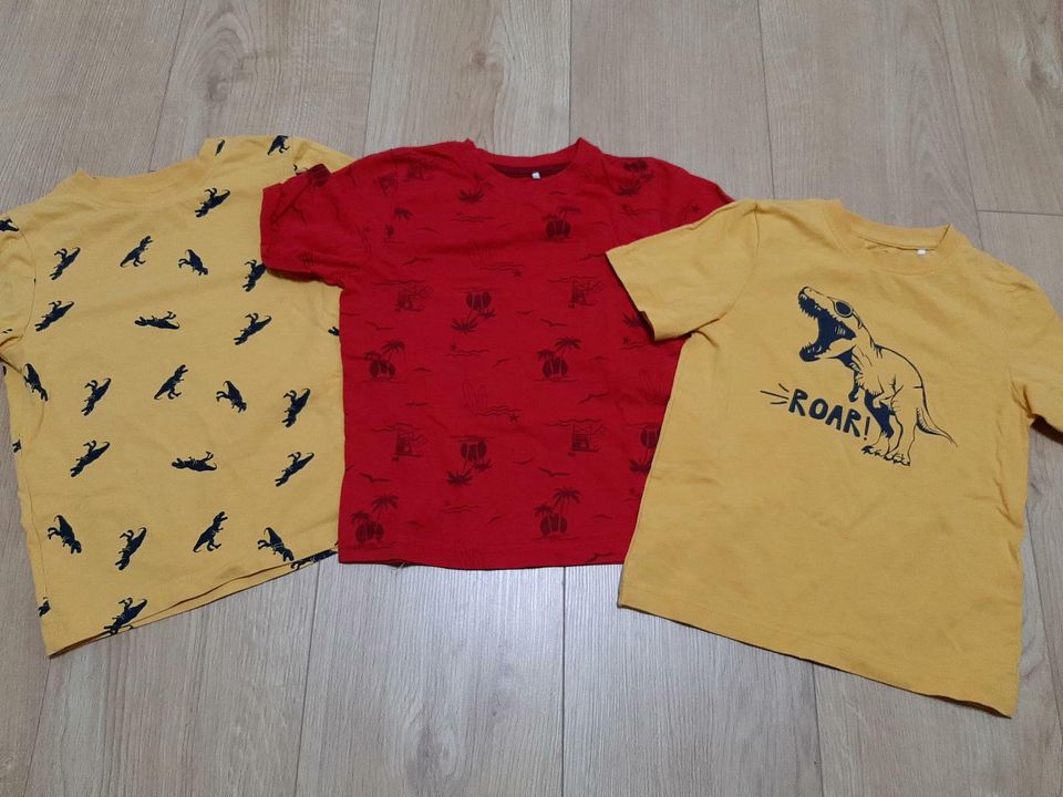 3x Topolino T-Shirt Gr.104 rot & gelb T-Rex in Karlsburg