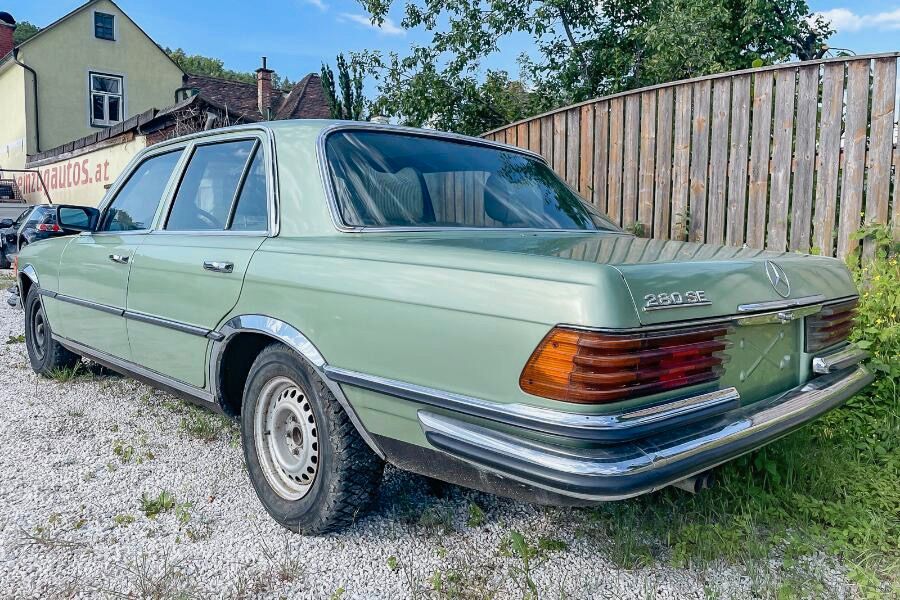 Oldtimer-Mercedes,Typ 280 SE-6 Zylinder-Automatik,August 1976 in Saarbrücken