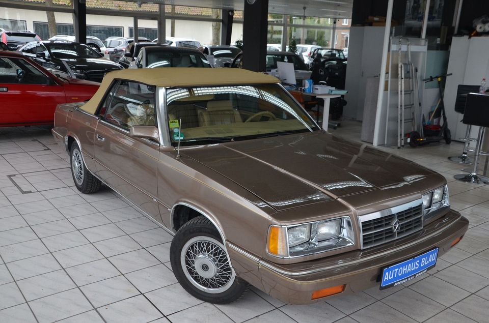 Dodge 600 / Le Baron Cabrio *AUTOMATIK*LEDER*E-VERDECK in Burgdorf