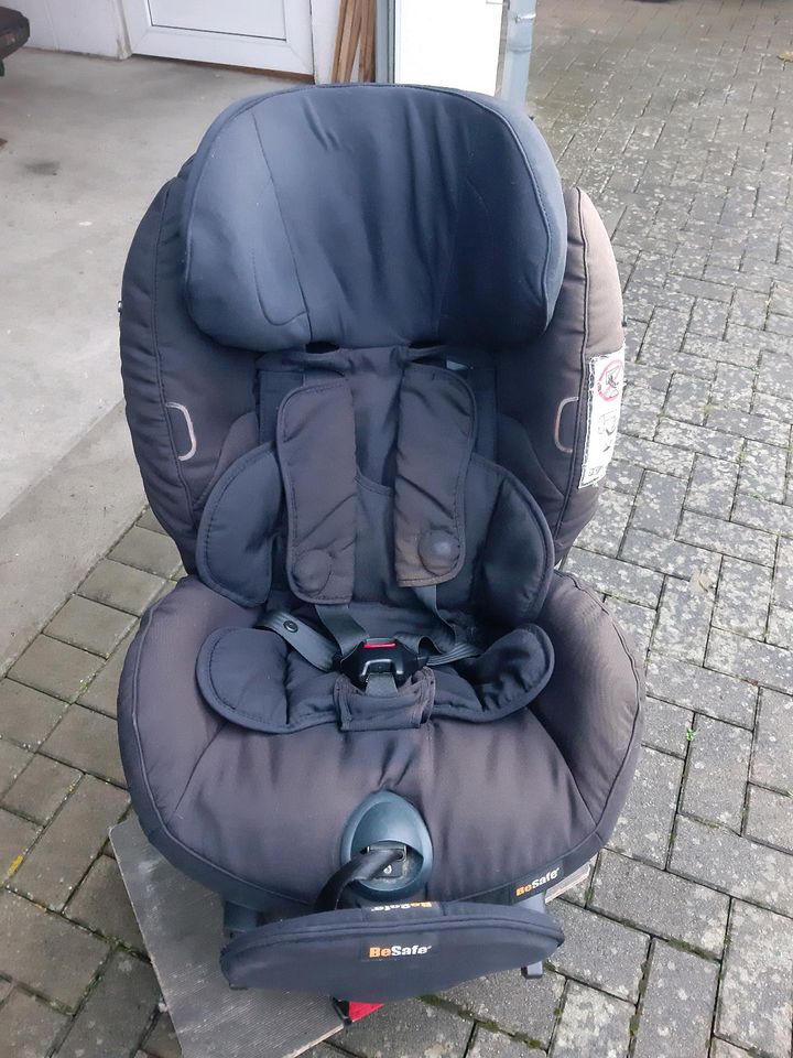 BeSafe iZi Kid i-Size Kindersitz Reboarder Isofix in Kalefeld