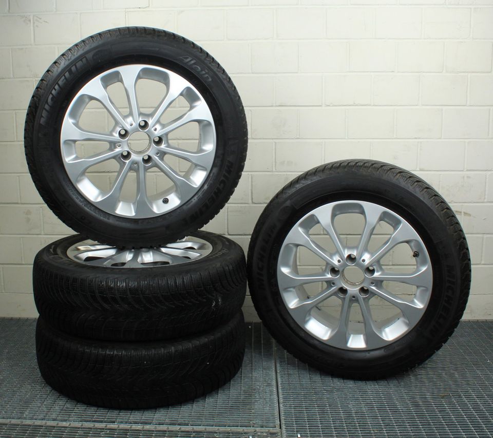 4 Mercedes GLA 156 Winterräder Michelin ™ 215 60 r17 96 H * in Windischleuba