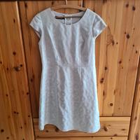 Taifun Weißes Silber Kleid mit Blumen Muster  Größe 40 Berlin - Lichtenberg Vorschau