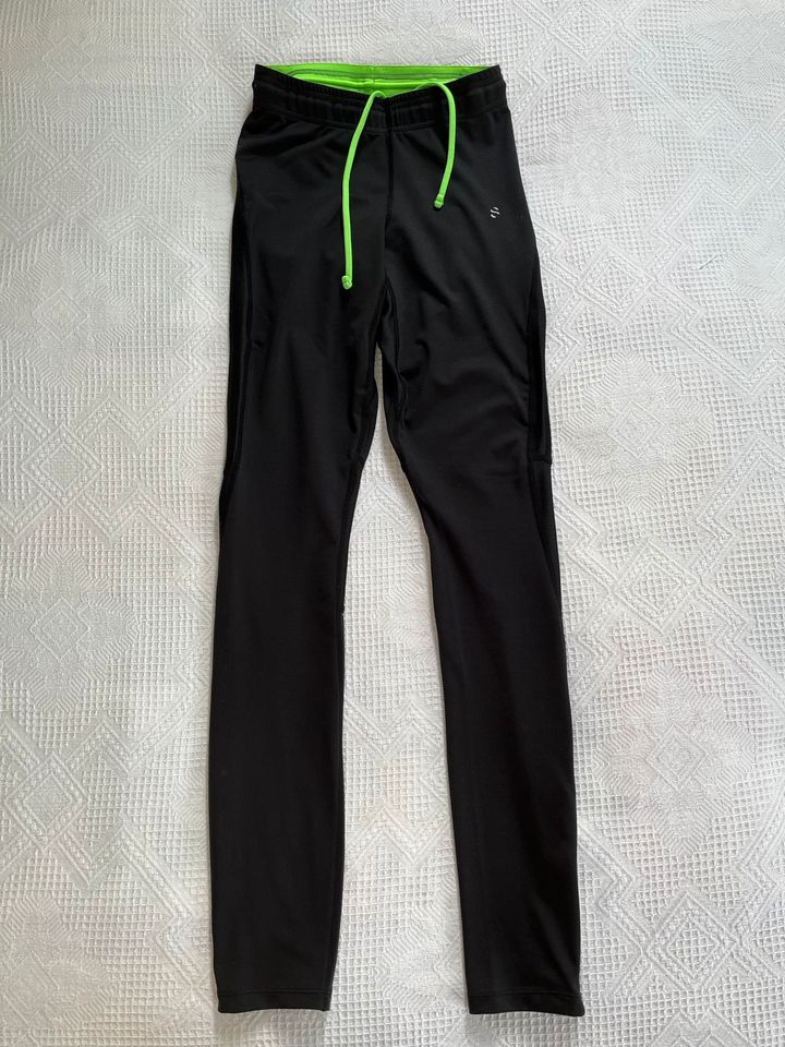 Sport Hose Leggings Jogging, Laufen Herren Gr. S von H&M in Bad Belzig