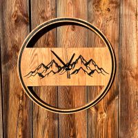 Wanduhr mit Bergkette | Holzwanduhr | Wandbehang | Moderne Uhr Kr. Altötting - Tyrlaching Vorschau