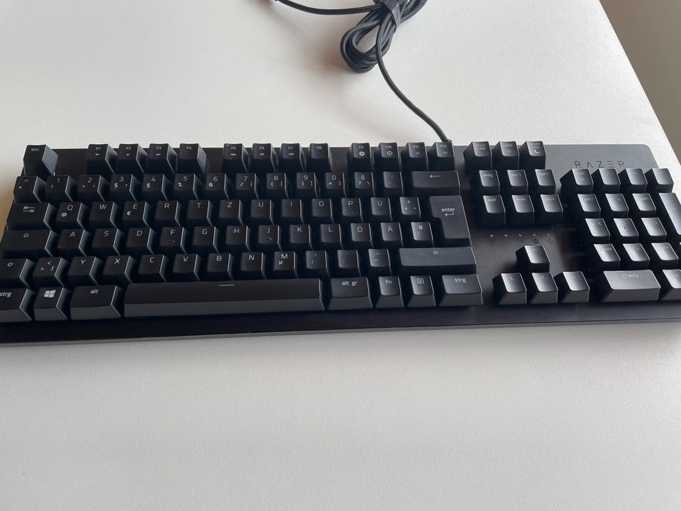 Razer Huntsman Gaming Tastatur Keyboard RGB ISO DE LAYOUT in Philippsburg