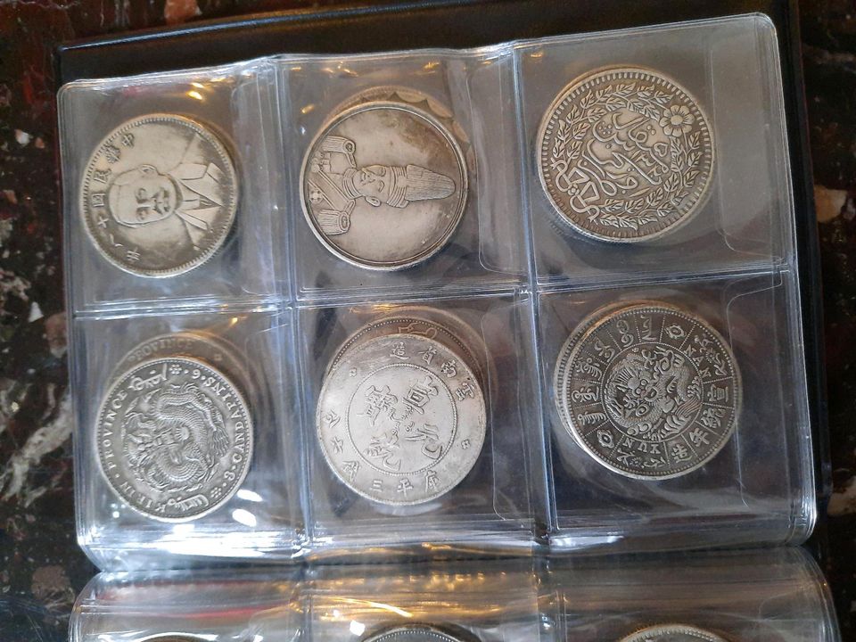 Münzen chinesische 60 Stücke in Mainburg