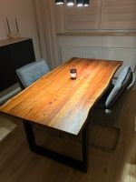 Esstisch Wohnzimmertisch Tisch massiv 160 cm  Holztisch Baumkante Niedersachsen - Sarstedt Vorschau