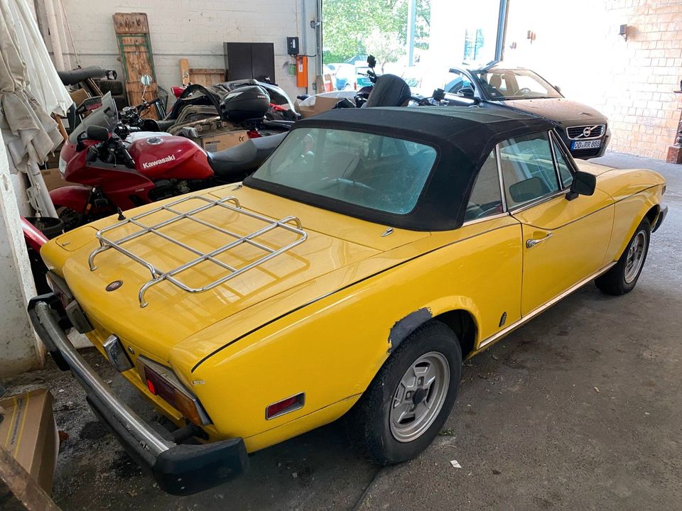 Fiat 124 Spider in Barsbüttel