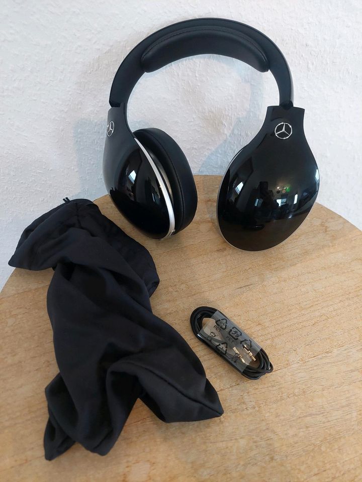 Mercedes Benz Bluetooth Kopfhörer  Neu in Goldbach
