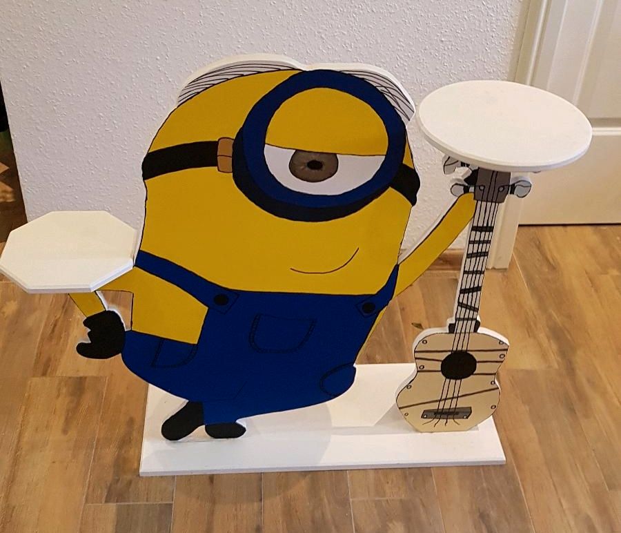 Stummer Diener aus Holz Minion Handarbeit in Celle