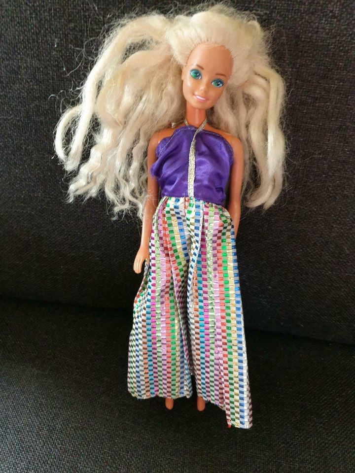 Barbie von Mattel 1986 in Büdelsdorf