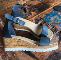 Espadrilles Sandaletten neu Hessen - Oberursel (Taunus) Vorschau