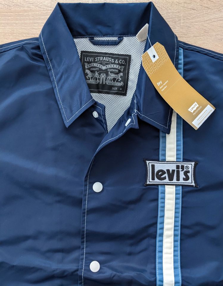 NEU Levi's Herren Merritt Surf Jacket Blues in Obertaufkirchen