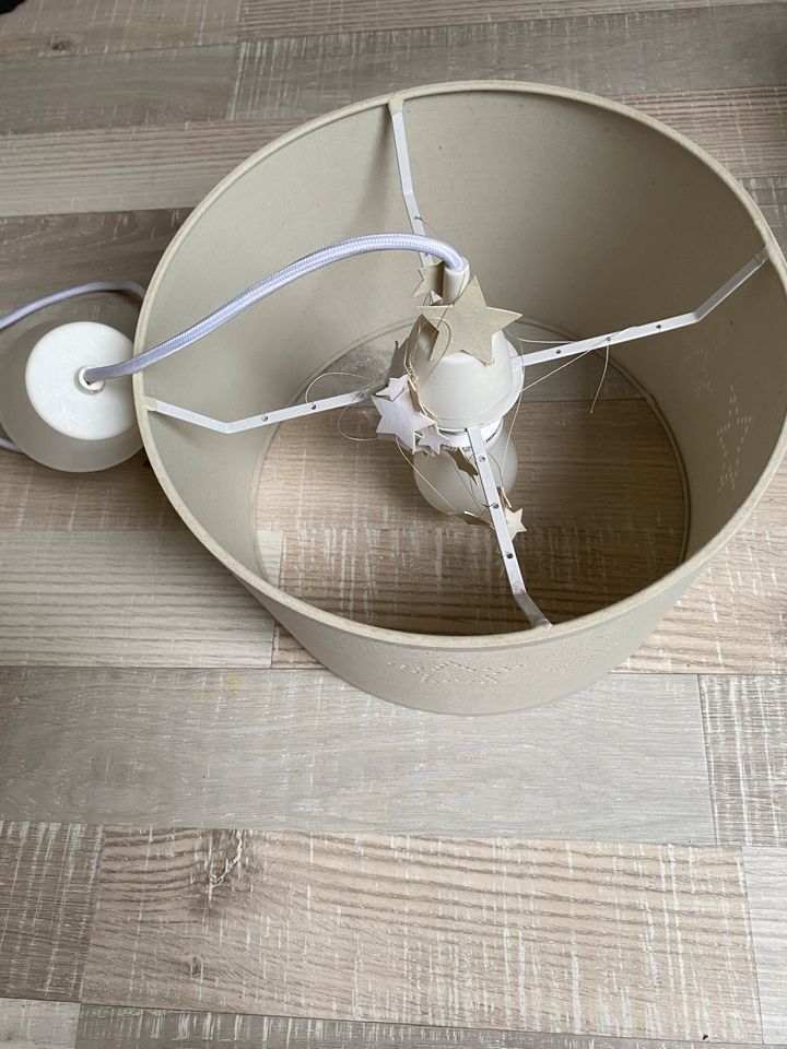 Maisons du Monde Lampe beige Sterne Mädchen Kinderzimmer in Herten