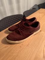 Nike SB Rodriguez Schuhe Herren 46 weinrot Hessen - Grünberg Vorschau