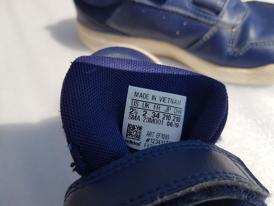 Adidas Schuhe Sneaker Gr.34, sehr guter Zustand in Greußen