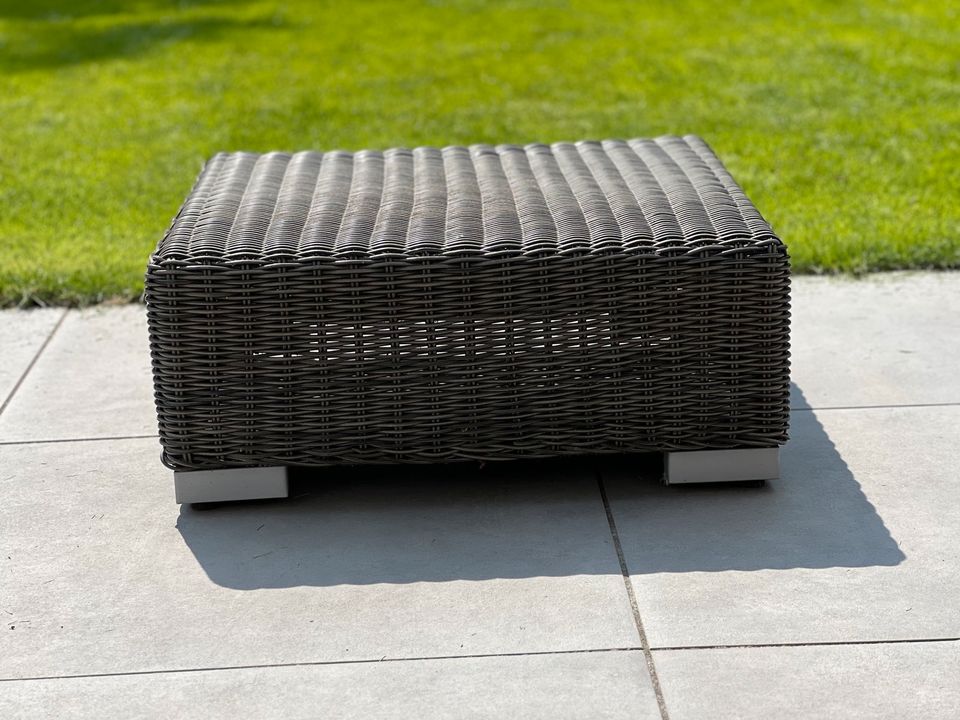 Outdoor Tisch braun grau Polyrattan Geflecht Garten Lounge in Düsseldorf