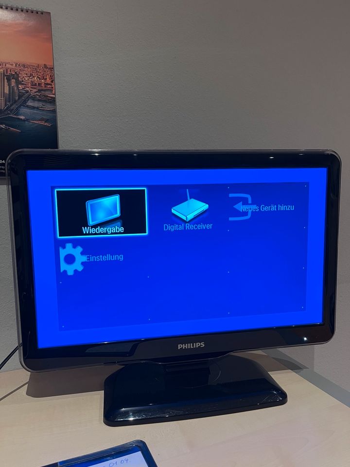 Philips Full-HD Fernseher 22 Zoll LCD HDMI Fernbedienung in Neuenkirchen